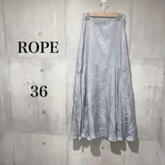 484【ROPE】 フレアロングスカート　サテンスカート　 シルバー　レディース