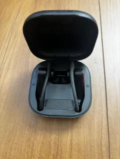 ワイヤレスイヤホン ブラック/レッド Gロゴ