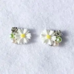 小さめシリーズ　#09 プチ　ピアス/イヤリング　フラワー　ノンホールピアス