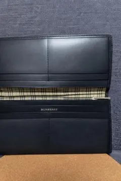 BURBERRY ブラック 長財布