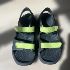 crocs 黒緑 サンダル　サイズc13