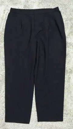 ユニクロ タックテーパードパンツ 3XLサイズ ブラック