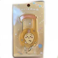 ちいかわ　うさぎ　カラビナキーホルダー
