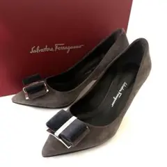 ⭐︎未使用⭐︎フェラガモ パンプス 6D 激レアサイズ 未使用さん♥フェラガモFerragamo ヴァラ 6D