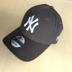 NEW ERA 9FORTY NYロゴキャップ ブラウン