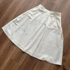 UNTITLED✳︎白スカート