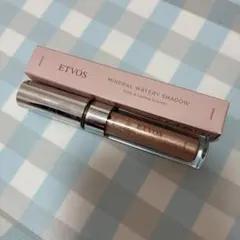 ETVOS ミネラルウォータリーシャドー フレアナチュラルのサムネイル