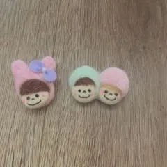 羊毛フェルト　ブローチ2個セット