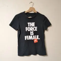★良品★Nike 黒 文字入り Tシャツ【S】