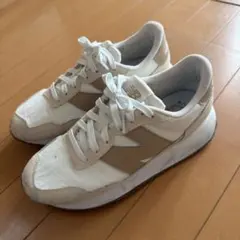 New Balance スニーカー ホワイト/ベージュ