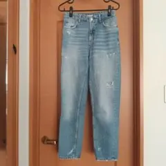 ZARA WOMAN PREMIUM DENIMU ダメージパンツのサムネイル