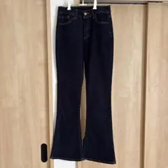 DAYCLOSET ブーツカットデニム フレアパンツ インディゴ Lのサムネイル