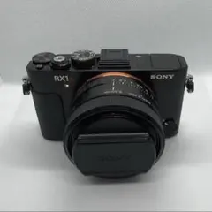 SONY RX1R ソニー（電池４本＋ブラックミストフィルター付）美品 SONY RX1R ソニー（電池4本＋ブラックミストフィルター付）美品 RX1