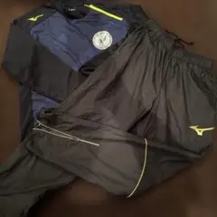 山梨学院サッカー部セット　ピステ　ウィンドブレーカー　長袖　長ズボン