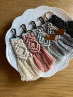 【人気No.1】マクラメキーホルダー