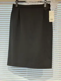 【美品】ワールド 黒 タイトスカート 03/Lのサムネイル