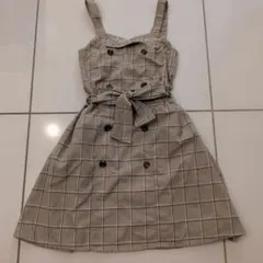 チェック柄ベージュジャンバースカート