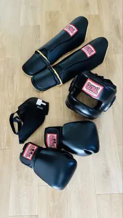 即実践OK！格闘技スタート4点セット！（グローバルスポーツ製） 即実践OK！格闘技スタート4点セット！（グローバルスポーツ製） - メルカリ