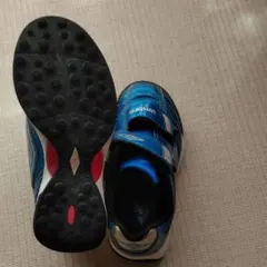 umbro　16㎝　トレーニングシューズ