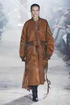 ハ*ナ様 【5/6日まで出品】Sacai 20AW Nylon Twill Co ハ*ナ様 【5/6日まで出品】Sacai 20AW Nylon Twill Co - メルカリ