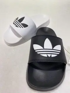 ［新品タグ付］adidas originals▽バイカラー アディレッタサンダルのサムネイル