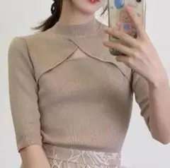 【美品】herlipto Cut-Out Summer Knit Top