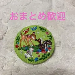 ディズニー　刺繍缶バッジ