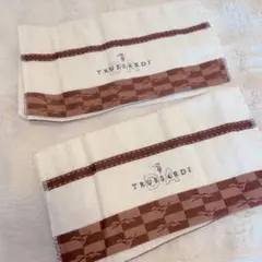 未使用❤︎ 内野 トラサルディTRUSSARDI フェイスタオル ハンドタオルのサムネイル