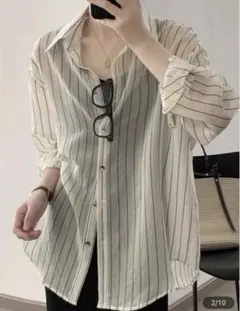 シアーストライプ長袖シャツ 背面オープンデザイン