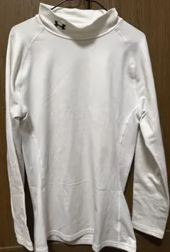 Under Armour ホワイト アンダーシャツ タートルネック