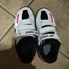 YONEX バドミントンシューズ ２０センチ