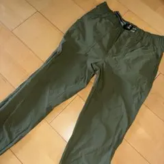 GAP KIDS 長ズボン　カーキ　XL 150