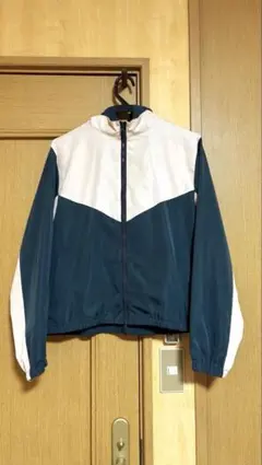 美品 上着 ジャンパー 羽織り アウトドア ブルゾン フード付き