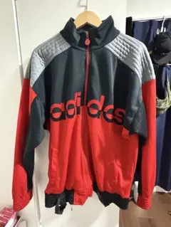 ❗️希少❗️adidas トラックジャケットのサムネイル