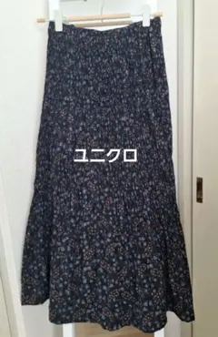 ユニクロ プリーツ ロングスカート Sサイズ 紺色 小花柄 ウエストゴム 低身長