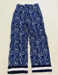 H&M カジュアルパンツ リーフ柄 ブルー ホワイト EUR32のサムネイル