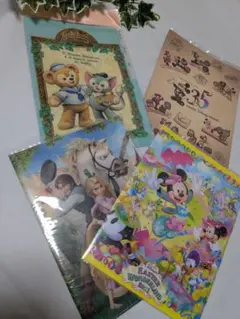 【未開封】ディズニーキャラクタークリアファイル4枚セット