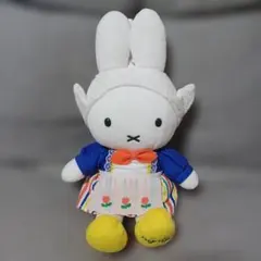 ハウステンボス　カントリーナインチェ　ぬいぐるみ　 ミッフィー