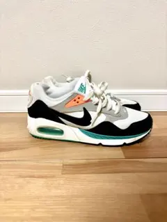 Nike Air Max コリレート　スニーカー ホワイト/ブラック　23.5