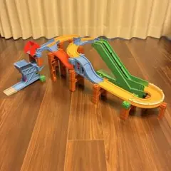 トミカ　トミカシステム　コースをチェンジ　ダイナミックアクションドライブ