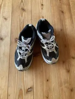 Nike Air ランニングシューズ 黒/白/赤