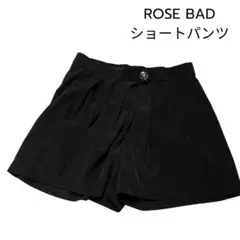 ROSE BUD ブラックショートパンツのサムネイル