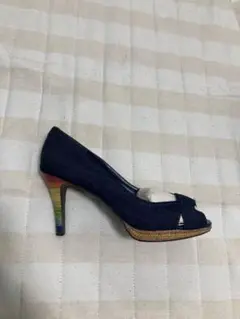 ダイアナ パンプス