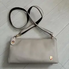 プラスステラ　レザーショルダーバッグ ライトベージュ