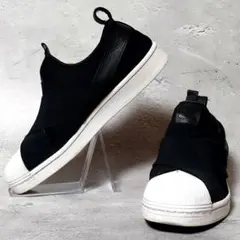 人気デザイン 極美品 アディダス【25】スーパースター スリッポン 黒
