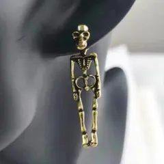 がいこつ ピアス ゴールド シルバー プレゼント 箱入り おしゃれ 片耳用 2個