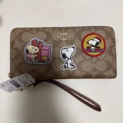 新品・未使用コーチCOACH スヌーピー 長財布 シグネチャーのサムネイル