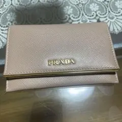 新品未使用　PRADA ベージュ　レザー　カードケース