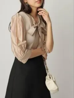JUSGLITTY リボン付きフレアワンピース