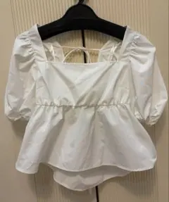 新品タグ付 H&M パフスリーブブラウス